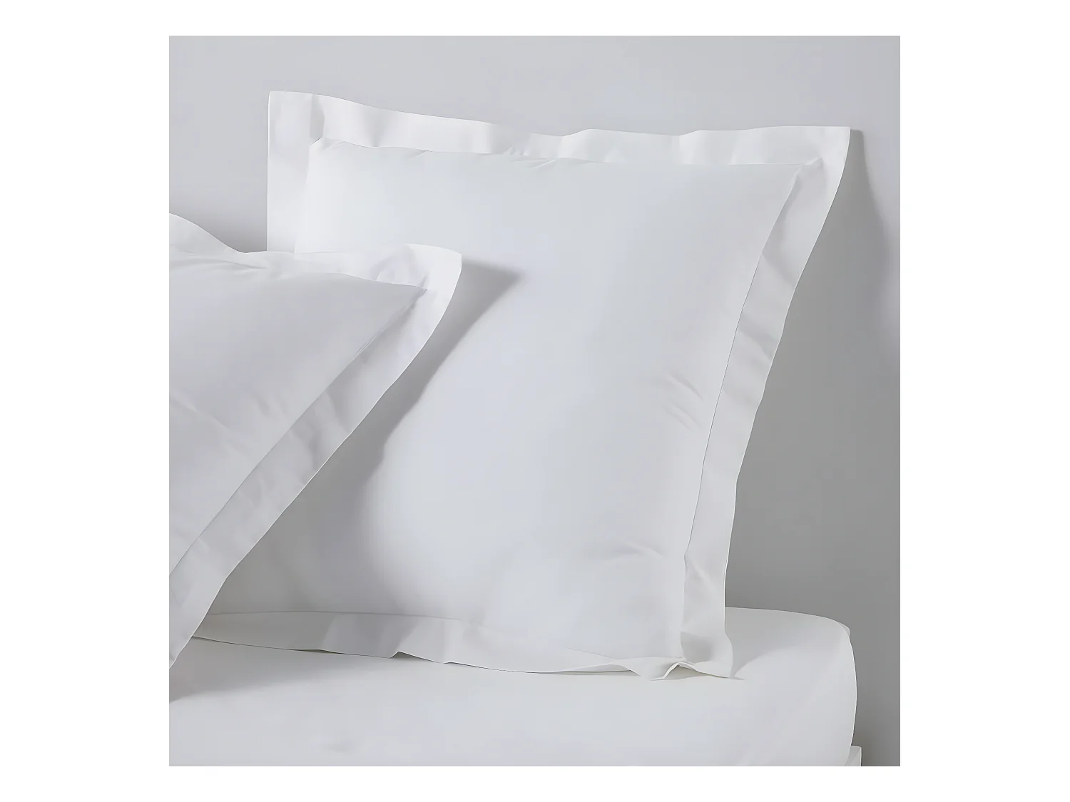 Kussensloop/wijzerplaat 100% katoen, kwaliteit 144 draden. In effen kleuren. Wit 60x60cm