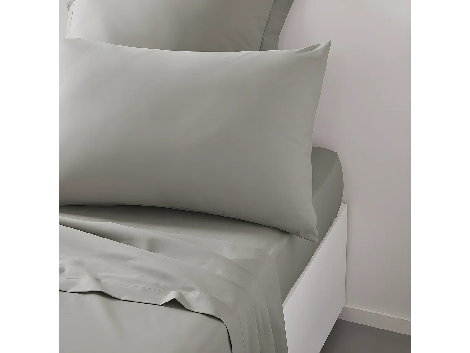 Taie d’oreiller / quadrant 100% coton, qualité 144 fils. En couleurs unies. Linge 60x60cm