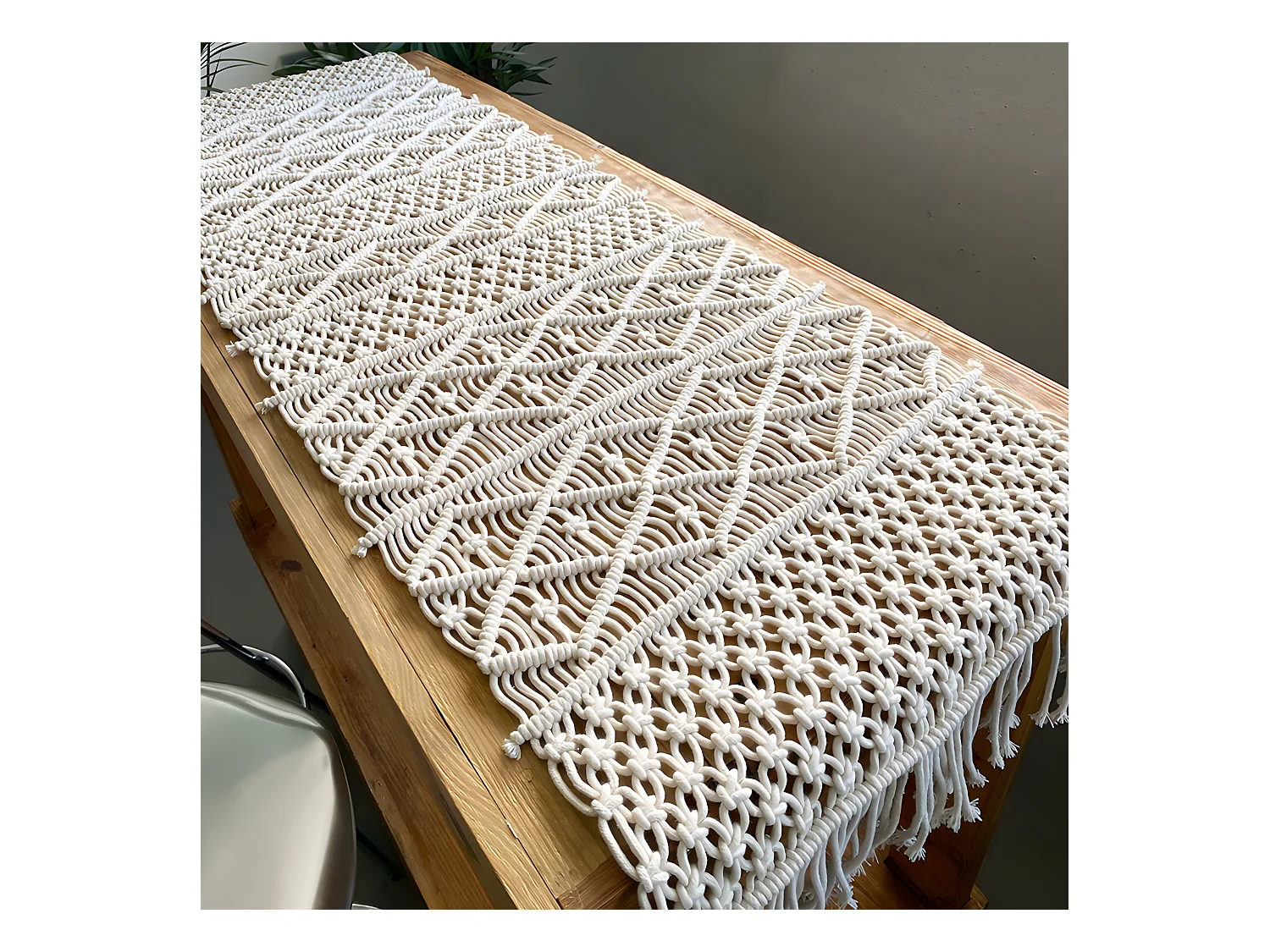 Chemin de table en coton macramé