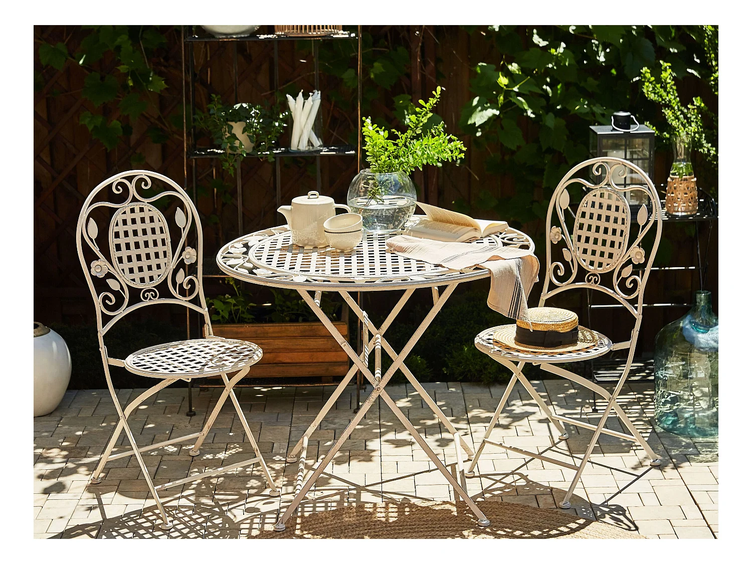 Conjunto de 4 sillas de jardín BIVIO plegable Metal Blanco crema