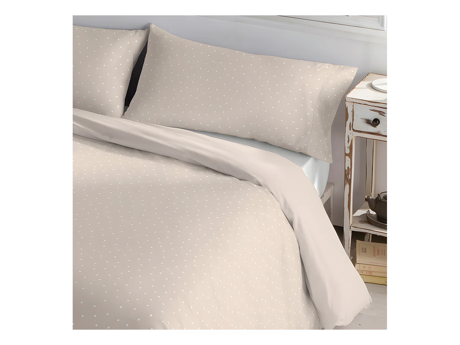 Housse de couette réversible 50% polyester - 50% coton. Avec imprimé taupe. Lin 280x240cm