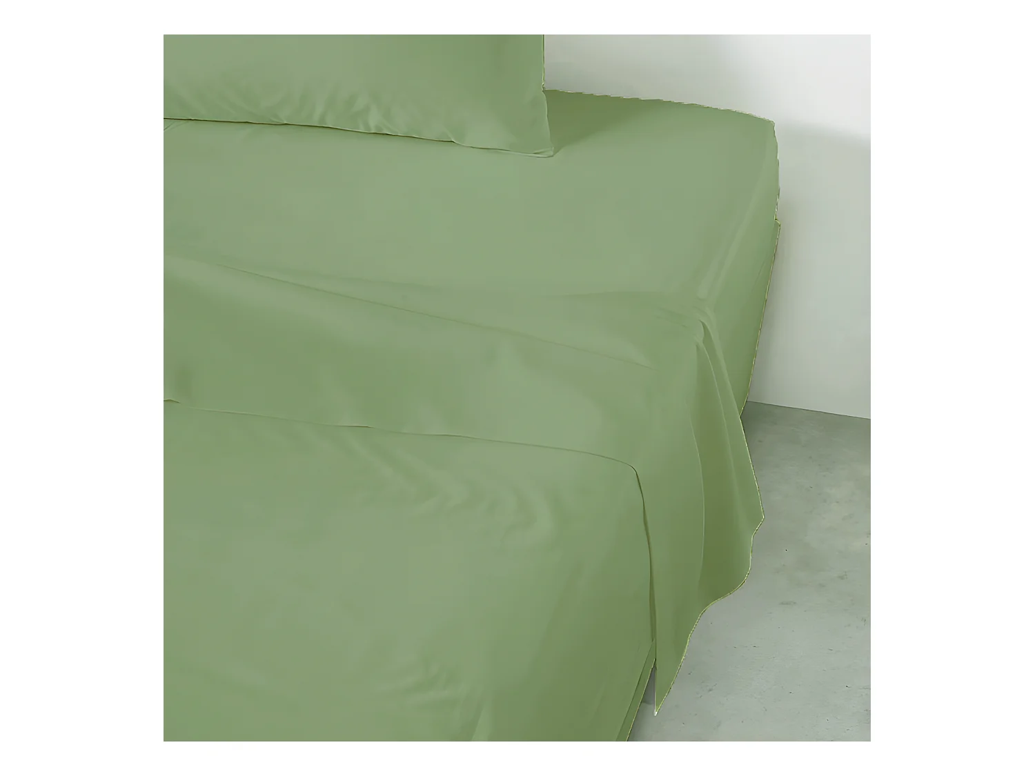 Topblad van 50% polyester - 50% katoen. In effen kleuren. 210x270cm Mint