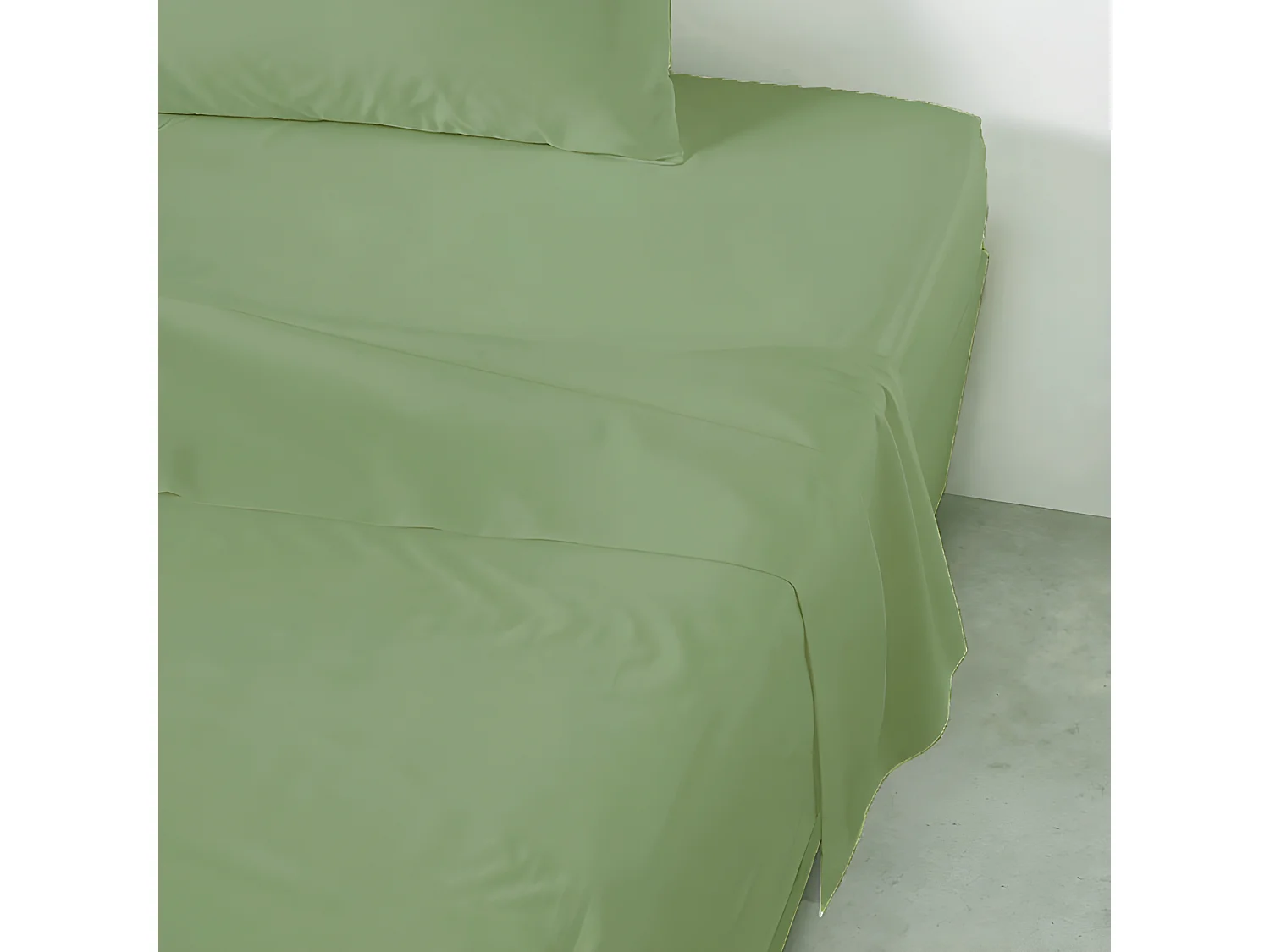 Topblad van 50% polyester - 50% katoen. In effen kleuren. 210x270cm Mint