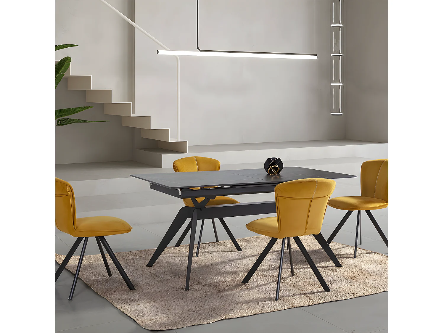 Table à manger rectangulaire extensible en céramique noir / doré 160/220 cm - Lally