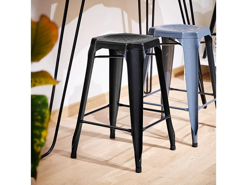 Lot 2 tabourets de bar H.65 cm métal noir et perforations - METALICA