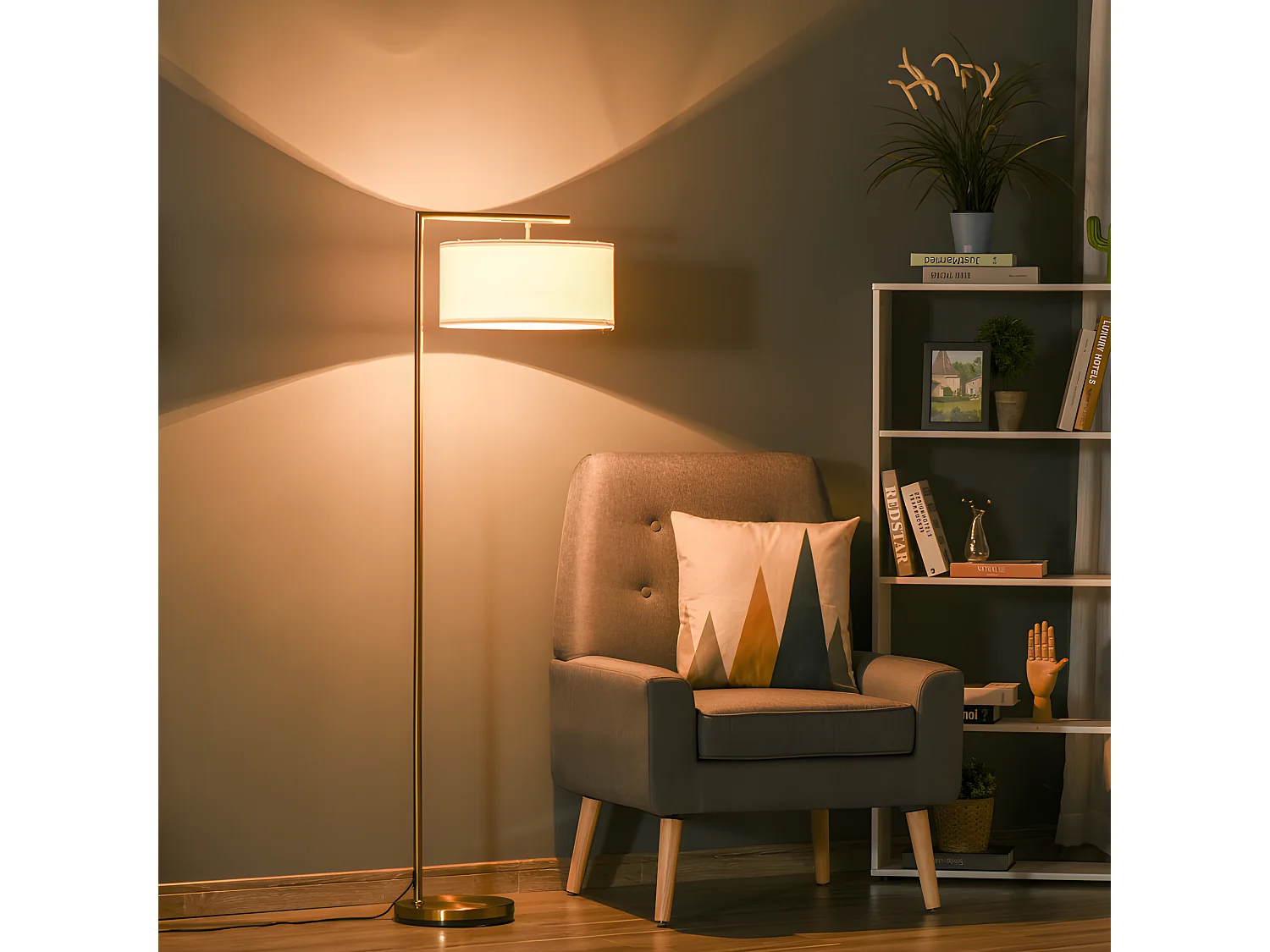 Lampadaire design LANSTER blanc et doré