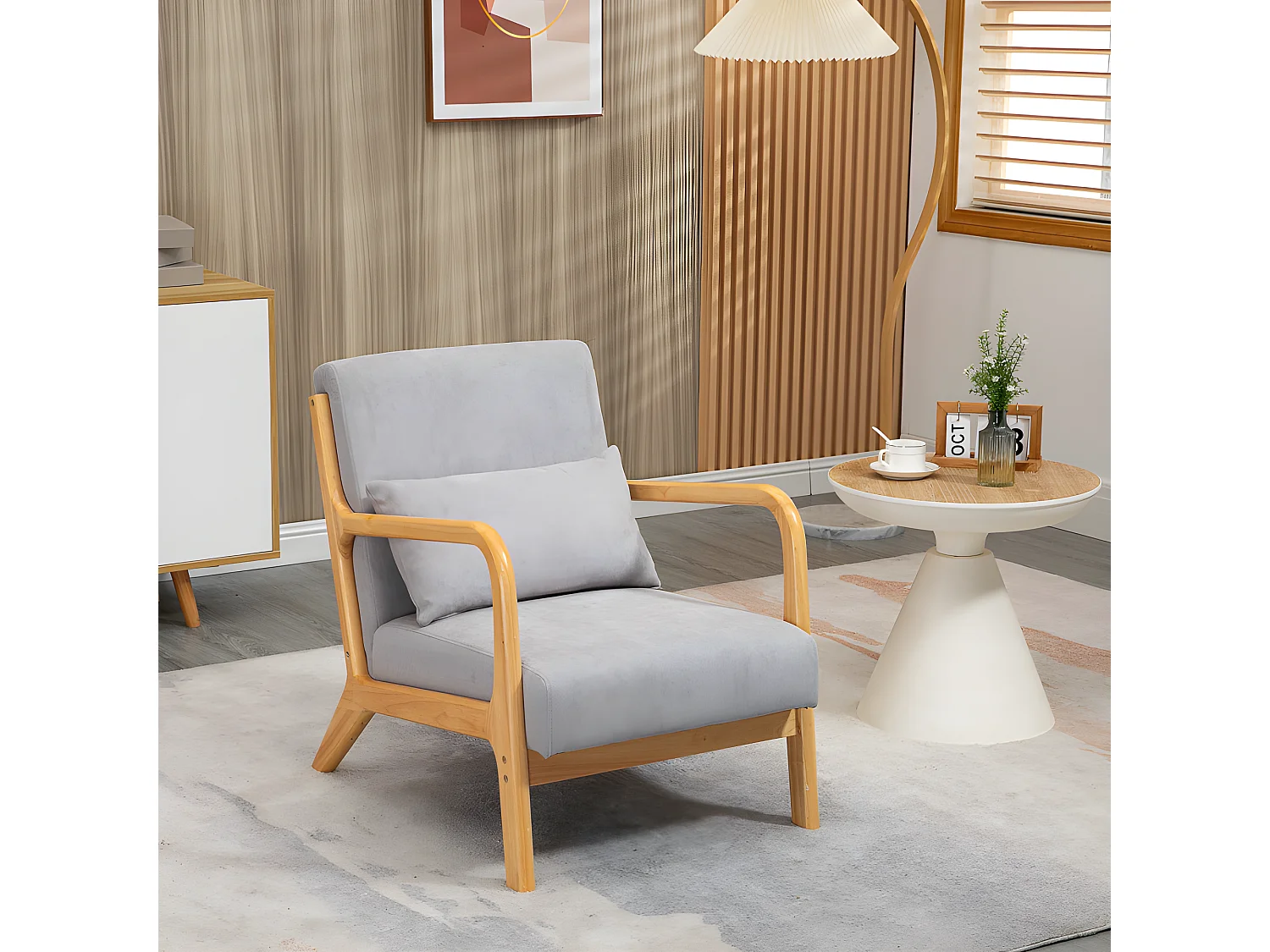 Fauteuil lounge EVA gris, en bois et aspect velours
