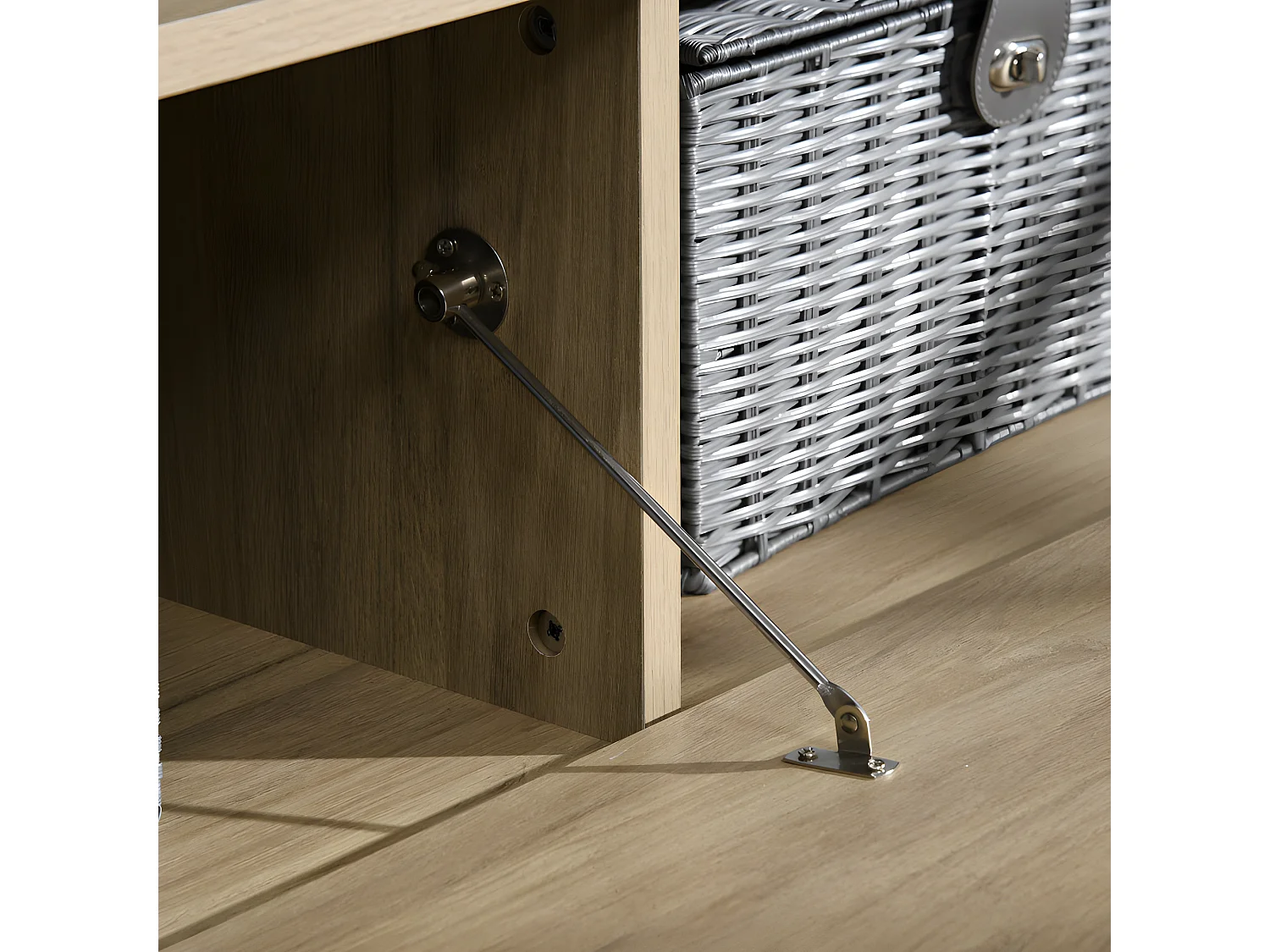 Meuble TV aspect chêne clair, noir au design réversible