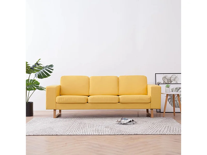Sofá de 3 lugares em tecido amarelo