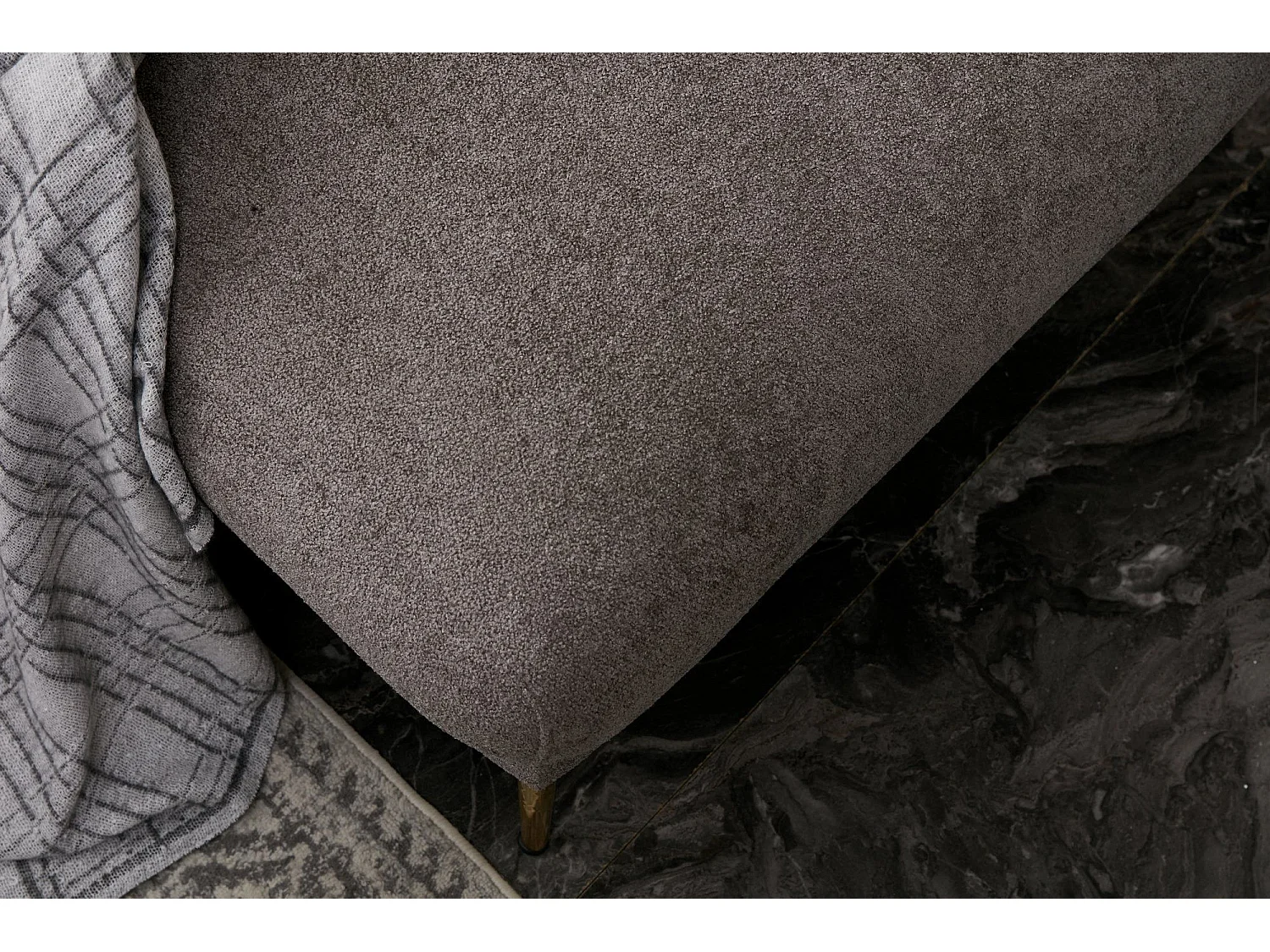 Converteerbare hoekbank in stof en gouden poten Birka 266 cm-Kleur Grijs-linkerhoek