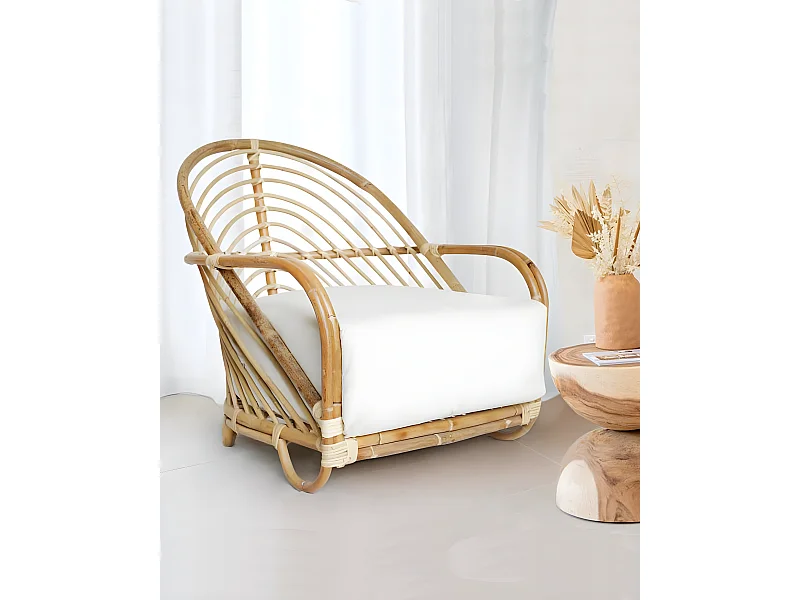 Gaia - Fauteuil en rotin tressé et coussin Blanc