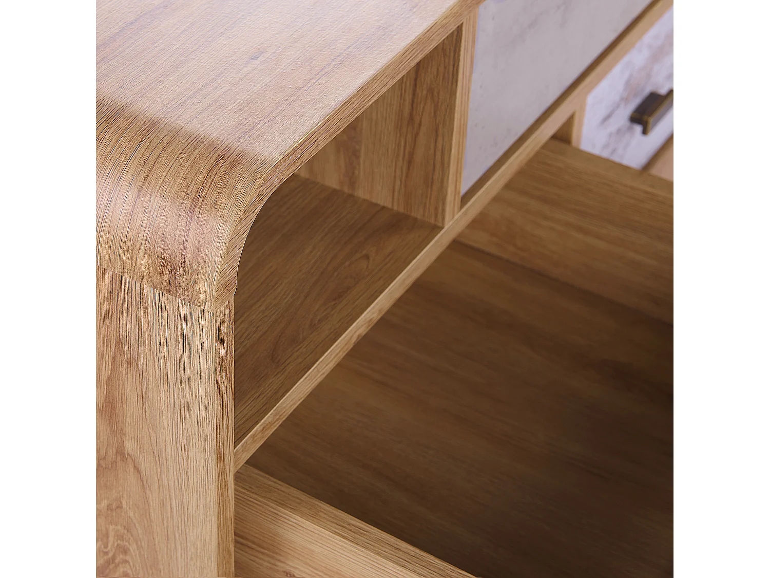 Sideboard heller Holzfarbton mit 3 Schubladen 2 Fächern 2 Türen Retro-Look Kyle