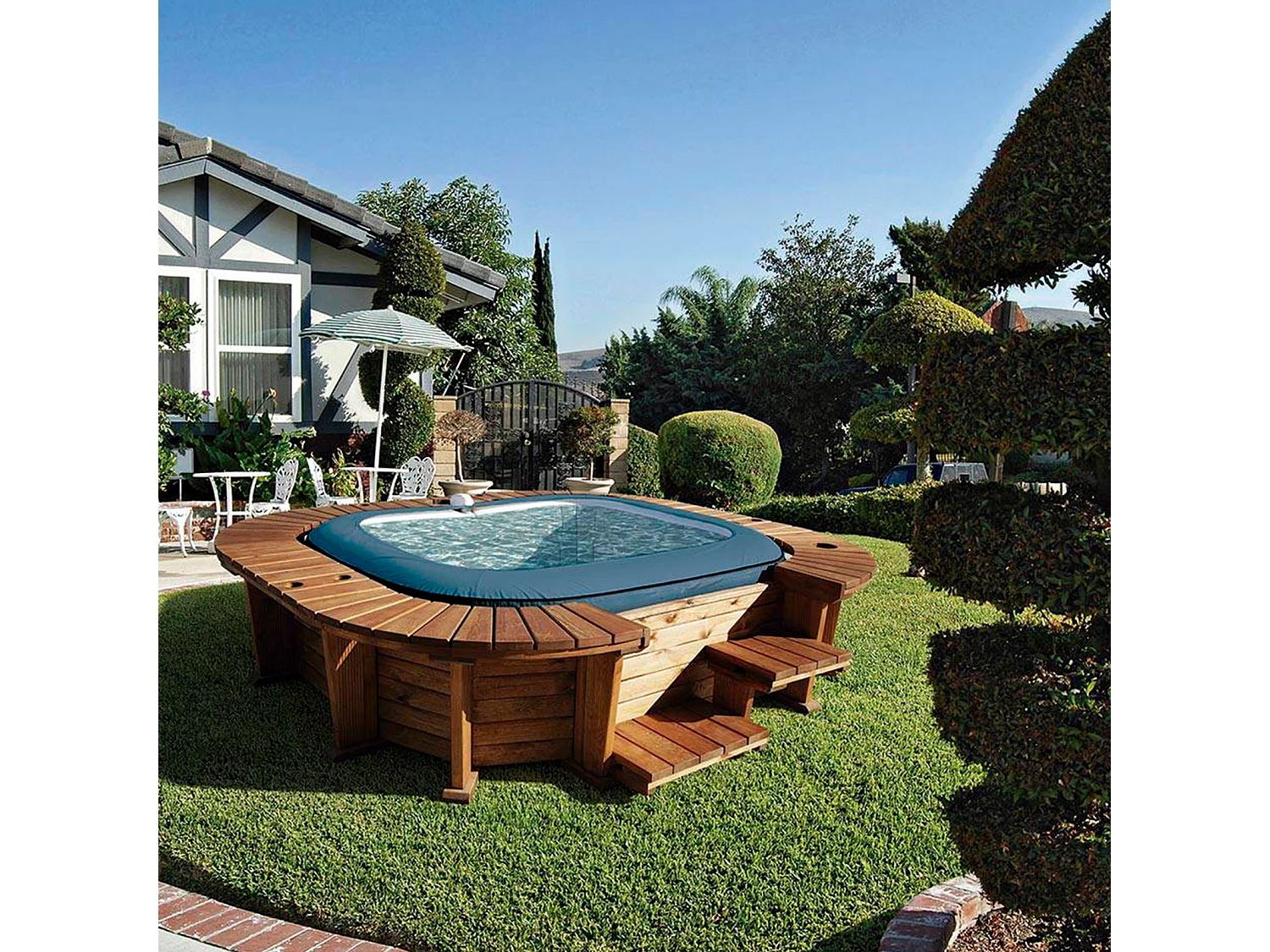 Piscina Idromassaggio In Legno K2O Palm Beach 250x275x71 cm  Per 4-6 persone con Hydrojets e Airjets