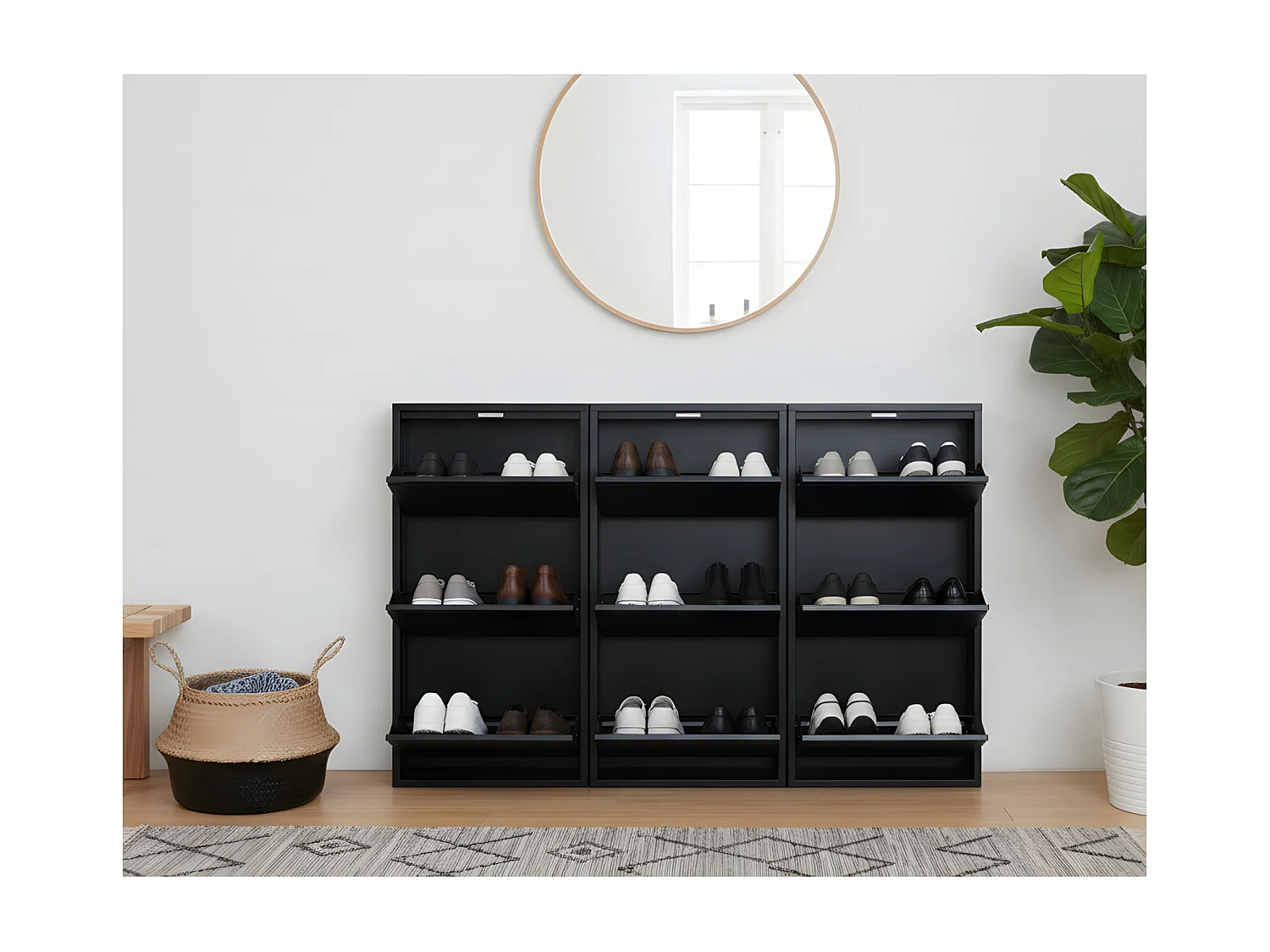 Zapatero Pisa de 9 puertas en metal negro. Se entrega completamente montado.