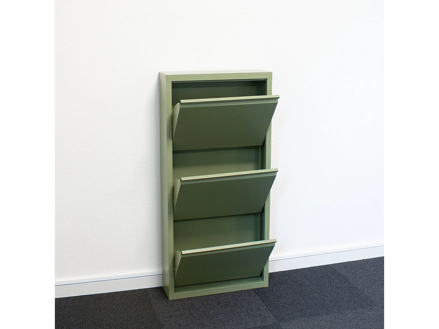 Pisa Armoire à chaussures à 3 rabats/portes en métal, vert. Livré entièrement monté.