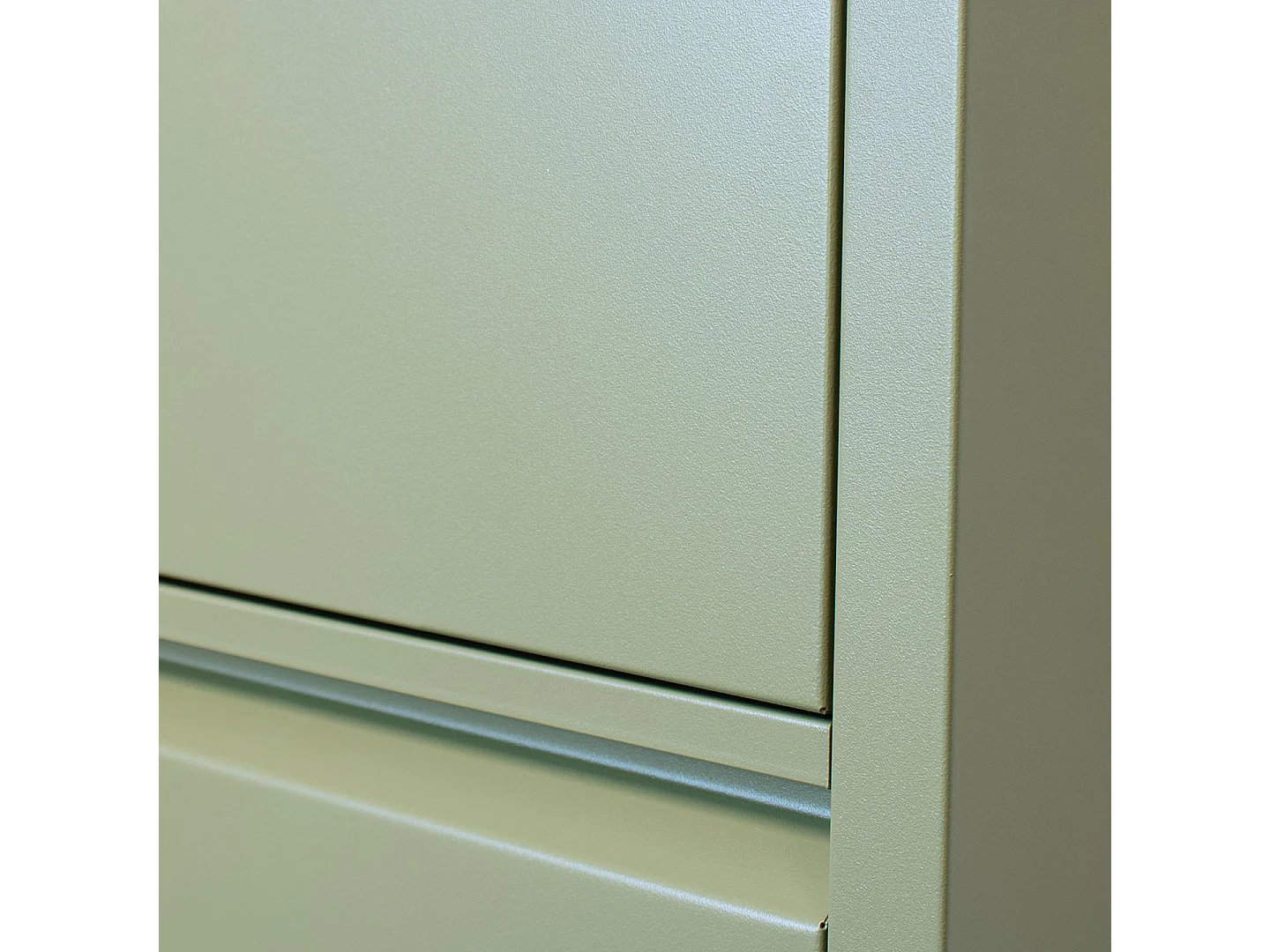 Pisa Armoire à chaussures à 3 rabats/portes en métal, vert. Livré entièrement monté.