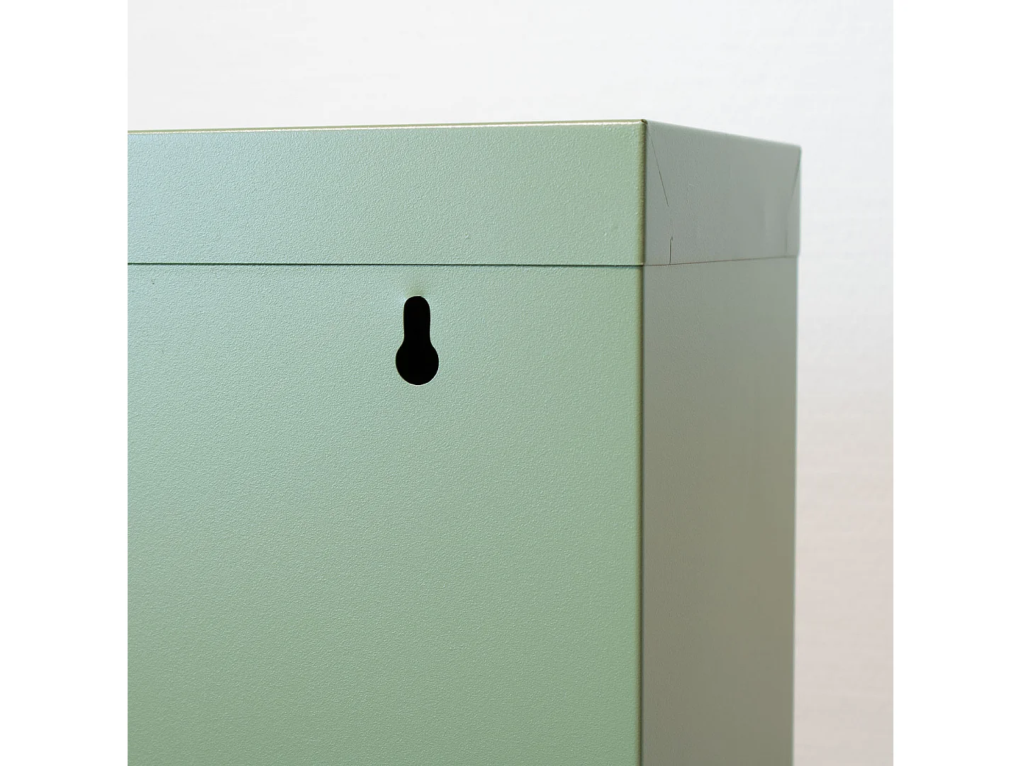 Pisa Armoire à chaussures à 3 rabats/portes en métal, vert. Livré entièrement monté.