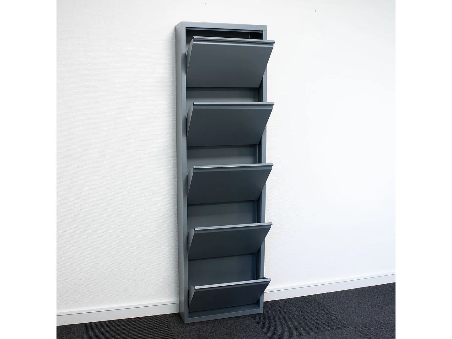 Pisa Armoire à chaussures à 10 rabats/portes en métal, gris. Livré entièrement monté.