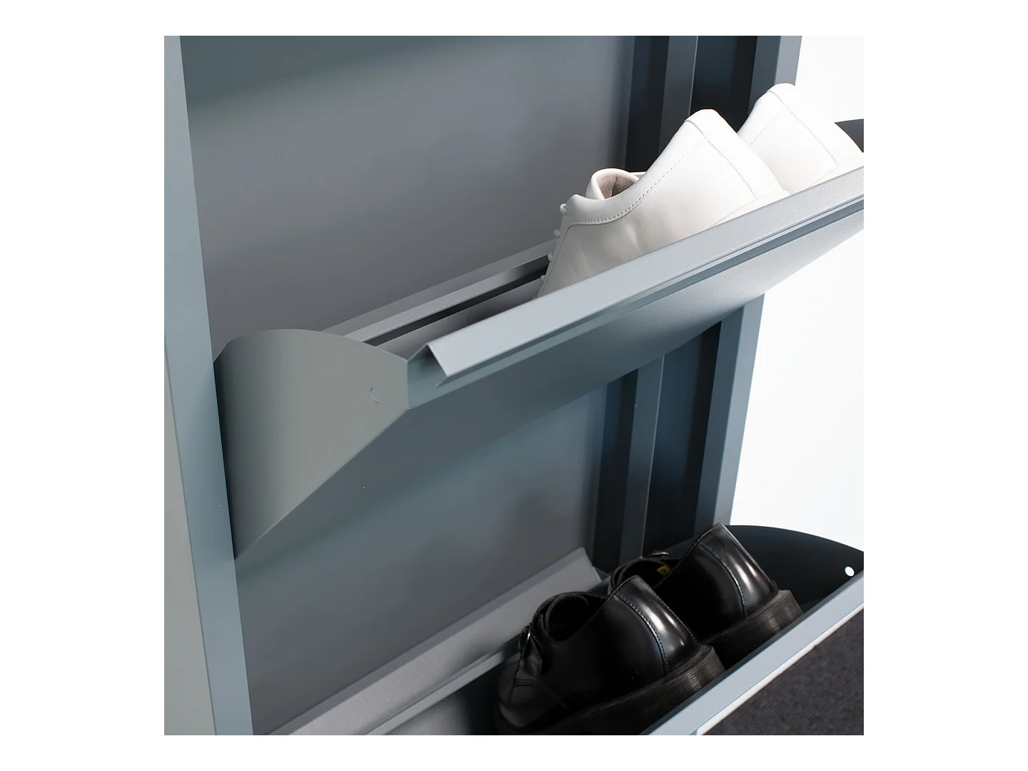 Pisa Armoire à chaussures à 10 rabats/portes en métal, gris. Livré entièrement monté.