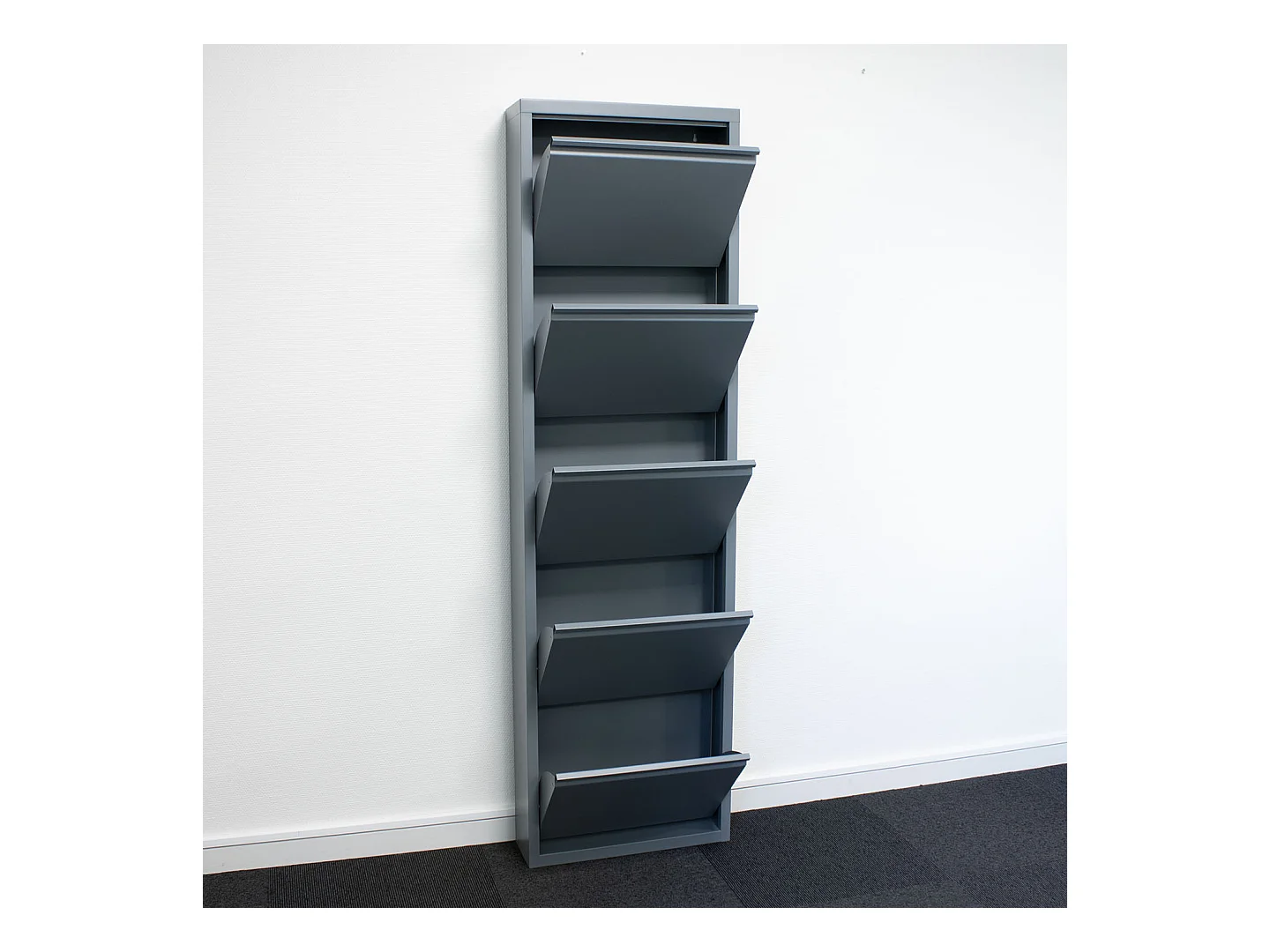 Pisa Schuhschrank mit 10 Klappen/Türen in Metall grau. Fertig montiert geliefert.
