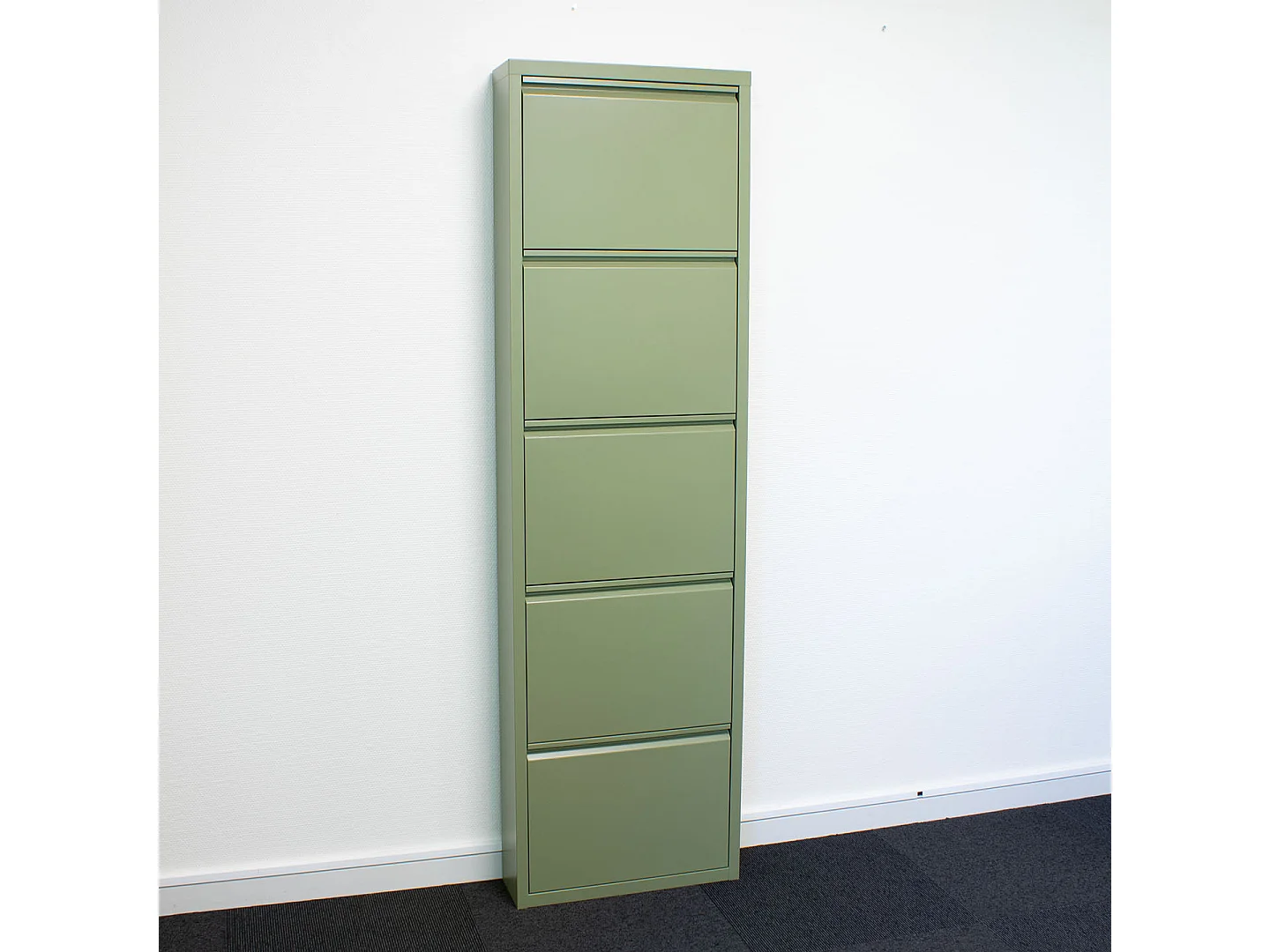 Pisa Armoire à chaussures à 5 rabats/portes en métal, vert. Livré entièrement monté.