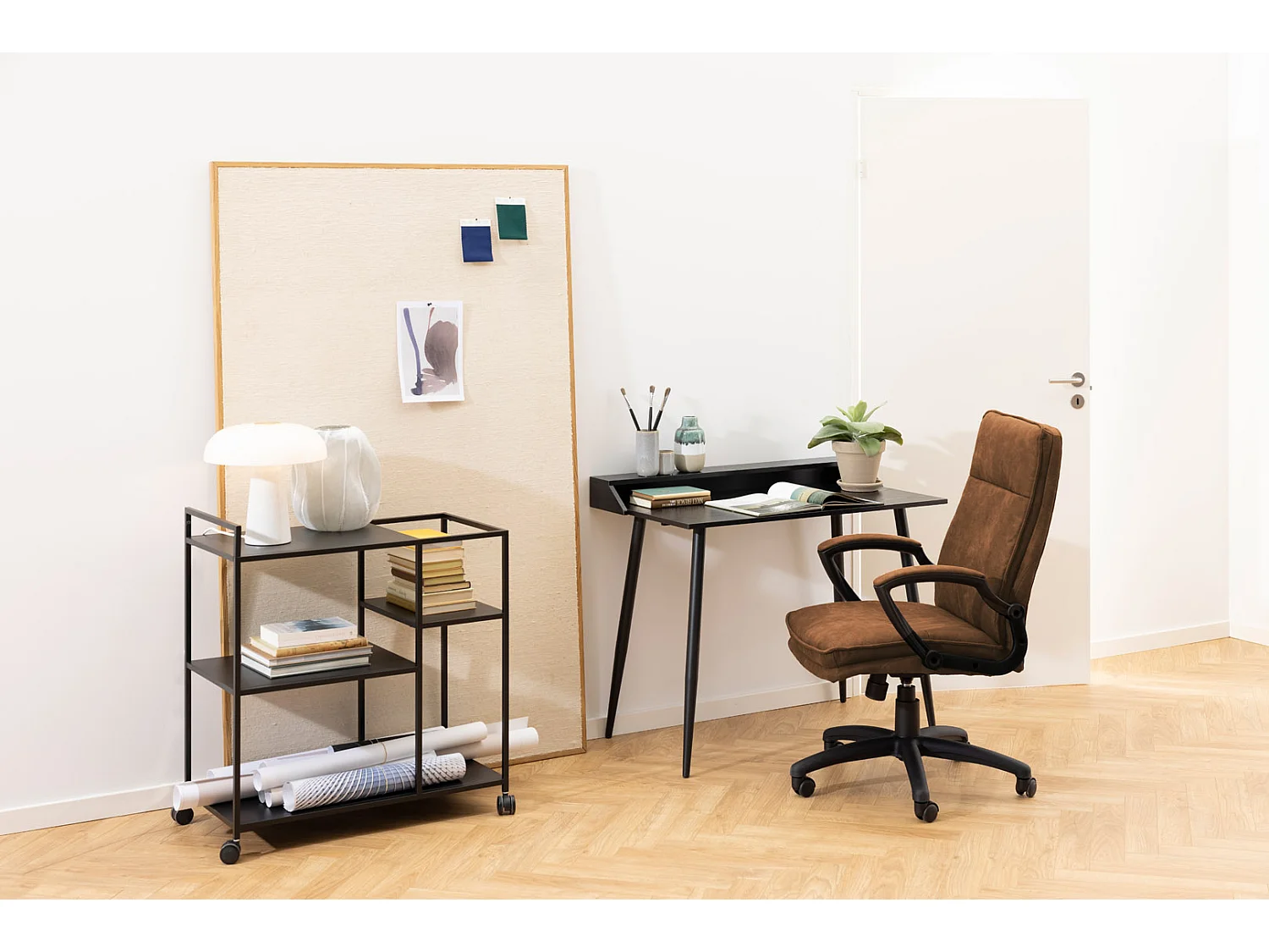 Brad Chaise de bureau avec accoudoirs, marron.