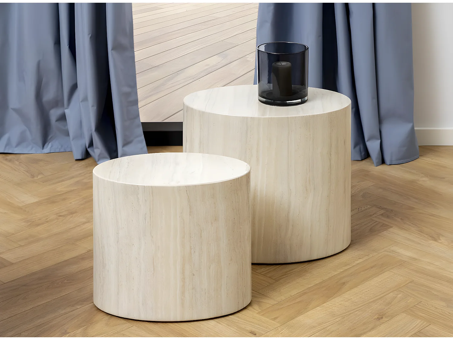 Mice Couchtisch Satz von 2 Stück beige.