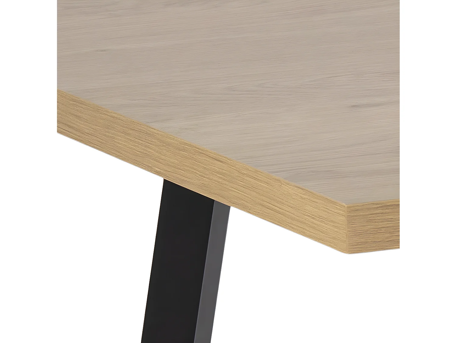 Cers Table de salle à manger, finition chêne sauvage.