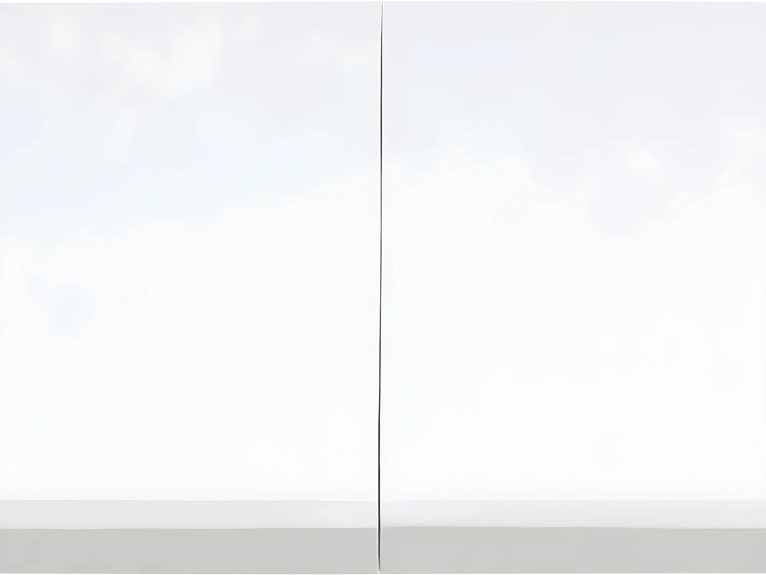 Belle Table de salle à manger 100 x 170/270 cm avec 2 pl. supplémentaires en blanc avec pieds Pincon, ferrure chromée.