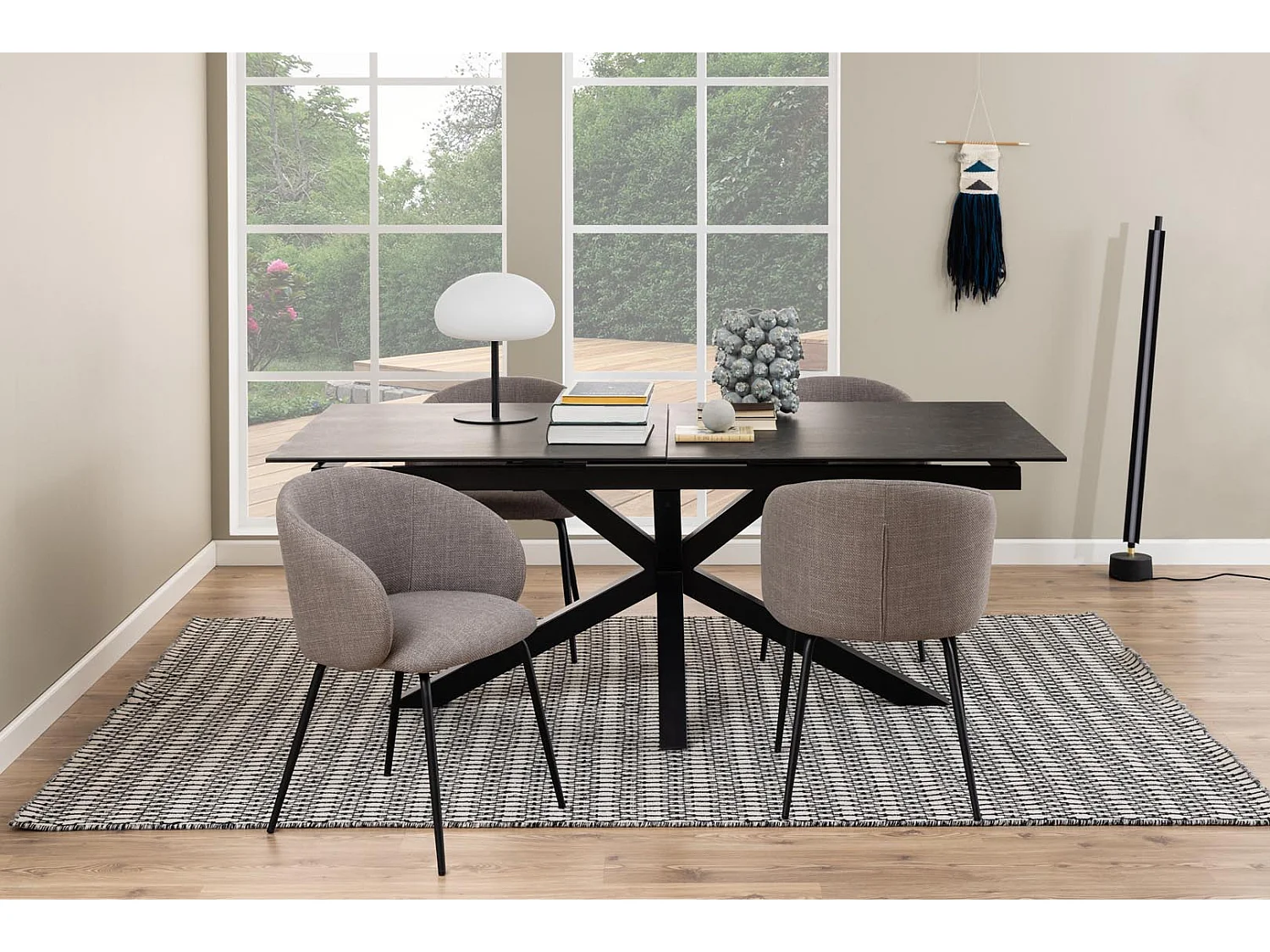 Heaven Esstisch 100x200/240cm inkl. 1 Zusatzplatte schwarz.