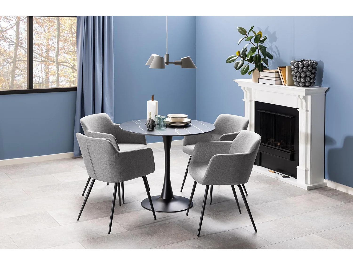 Malla eetkamertafel Ø90cm zwart.