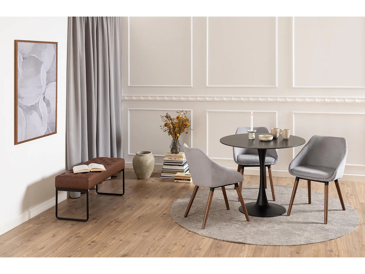 Malla eetkamertafel Ø90cm zwart.