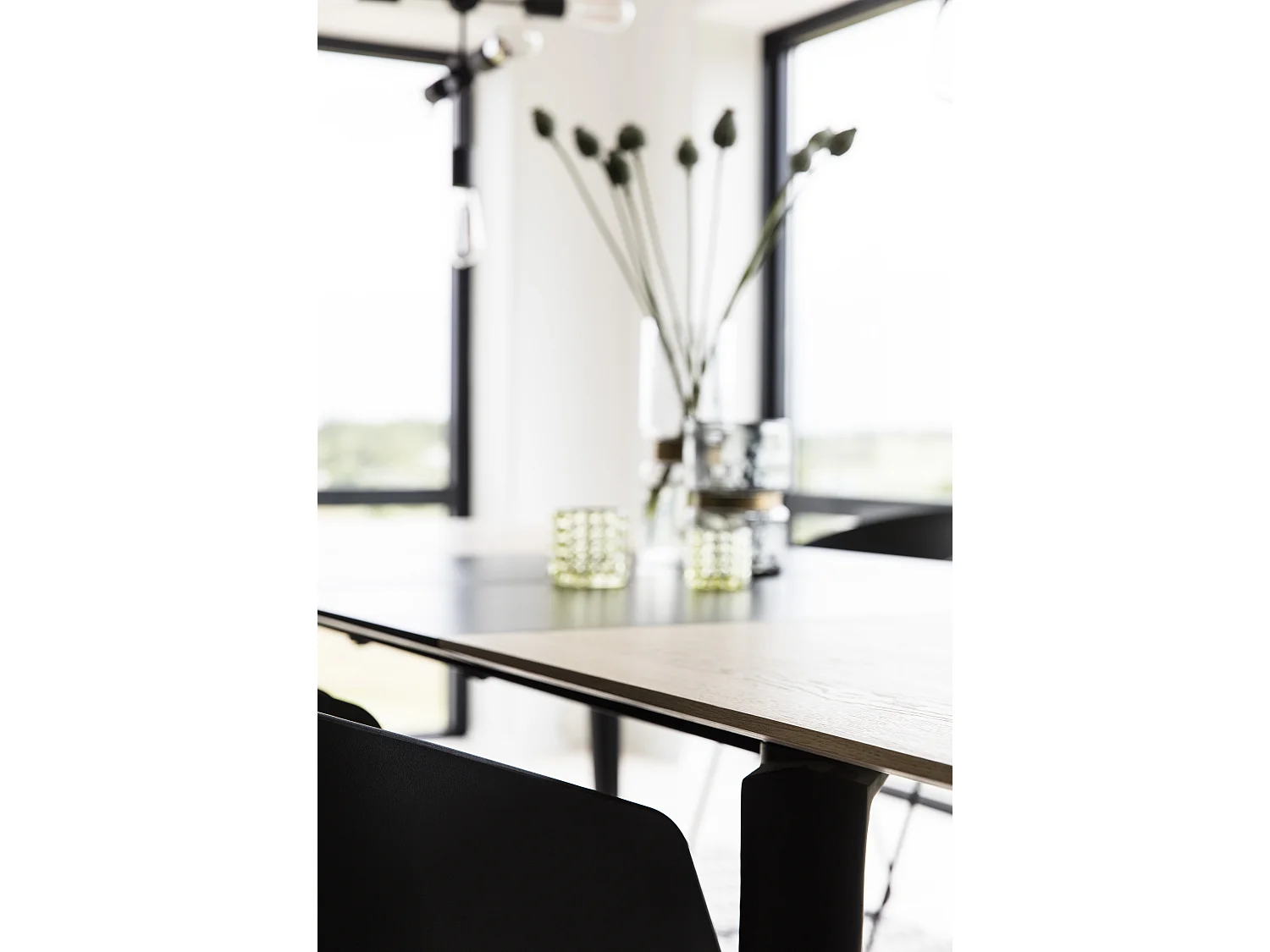 Coy Table de salle à manger 100x200 cm chêne, noir.