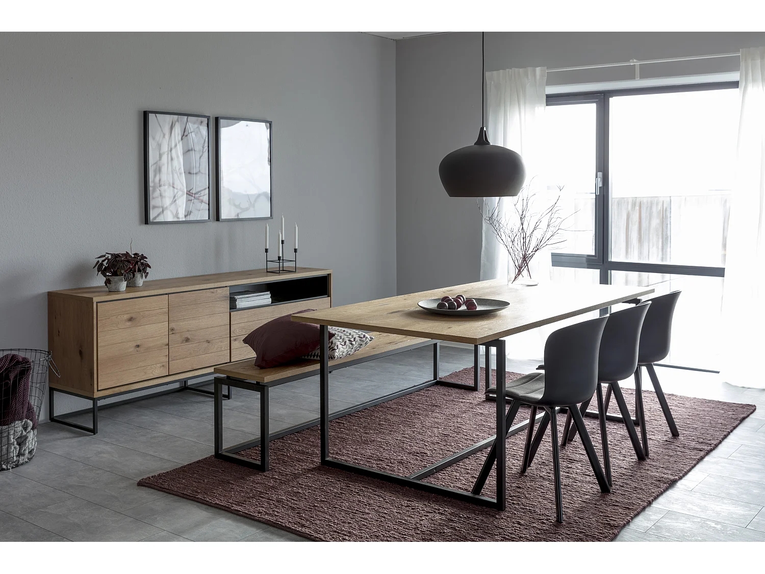 David dressoir 2 deuren en 2 lades, wild eiken fineer.