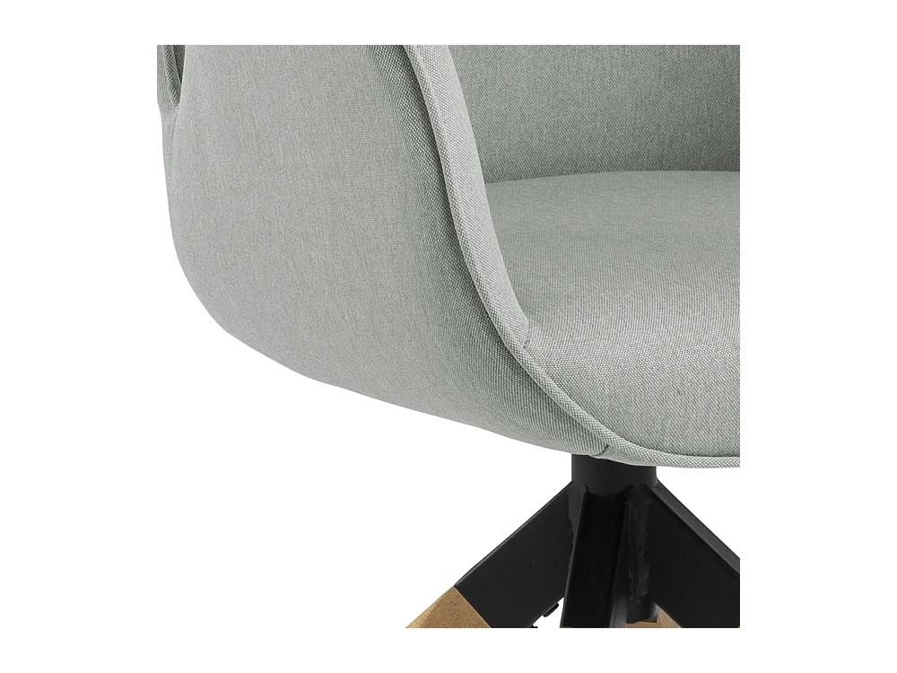 Aura Esszimmerstuhl Eichenbeine, mit Armlehnen und Rücklauf hellgrau.