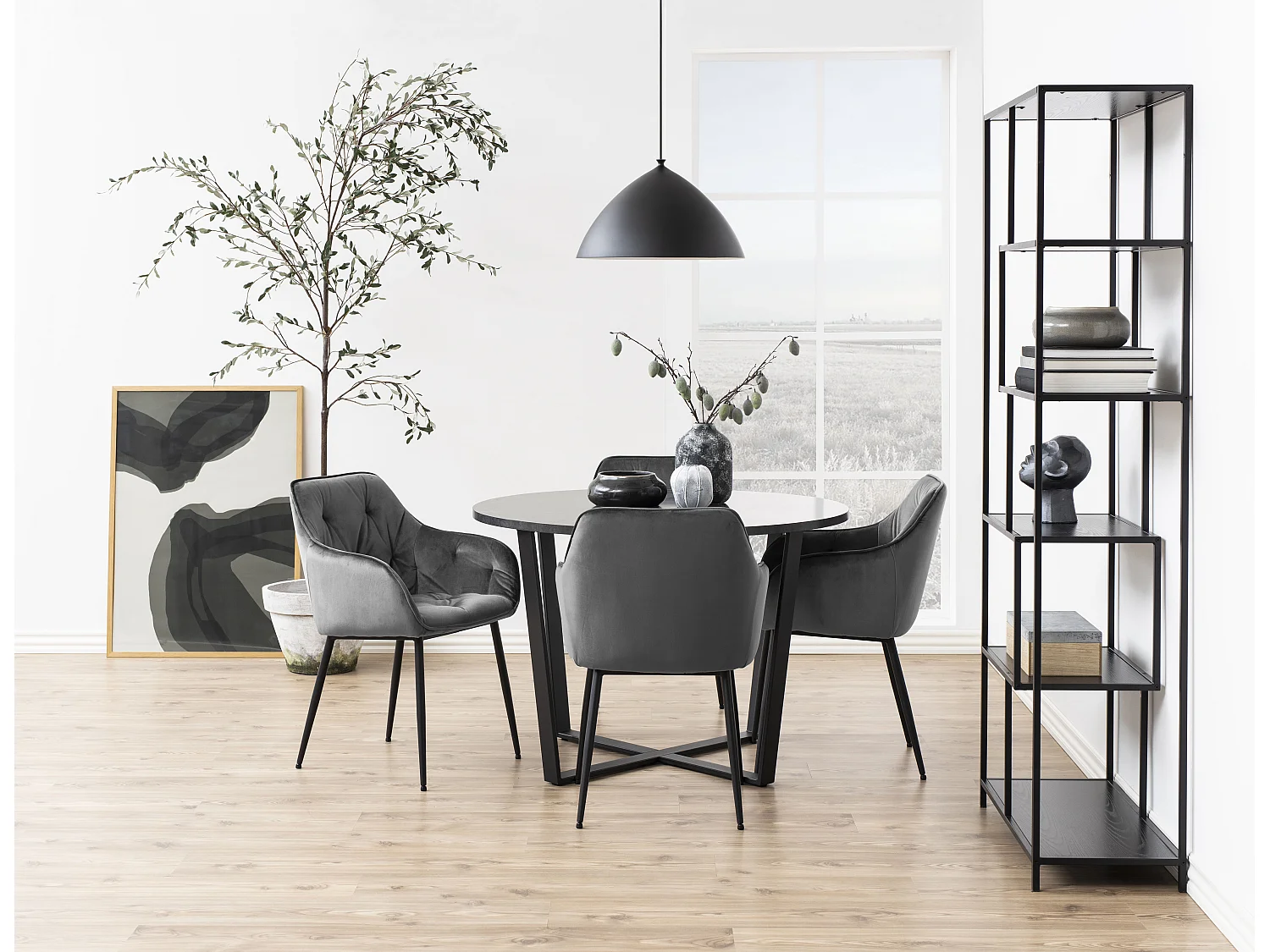 Bruks eetkamerstoel met armleuningen grijs.