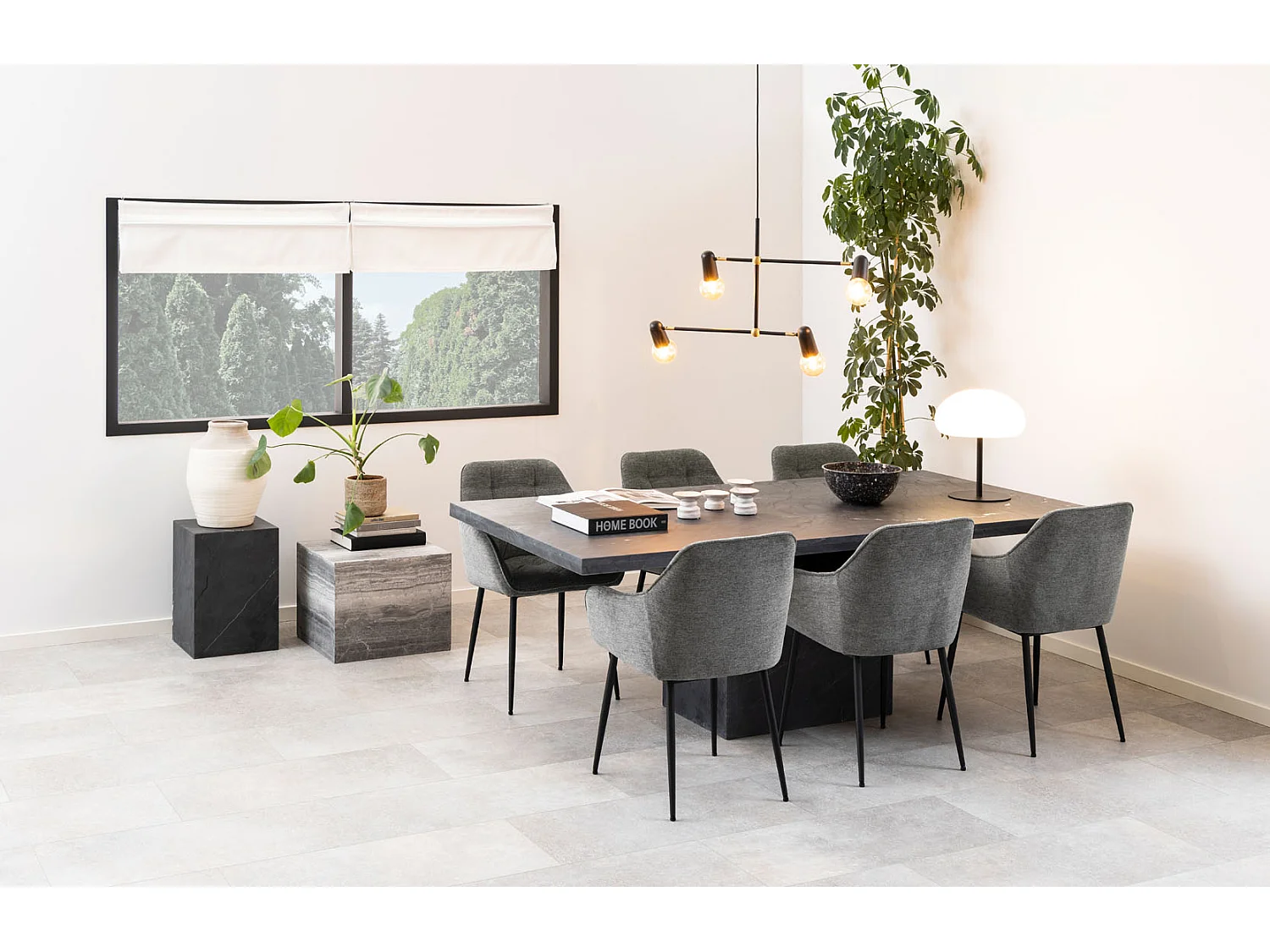 Brooke Chaise de salle à manger avec accoudoirs, gris.