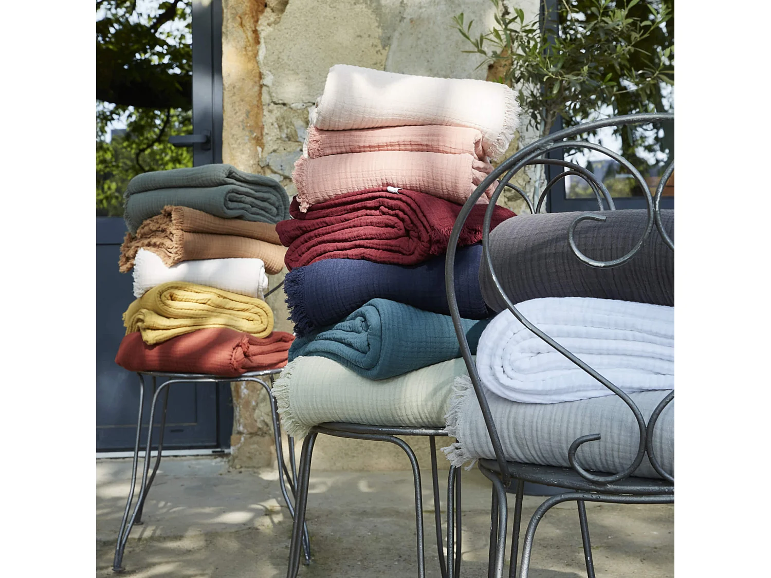 Plaid gaze de coton à franges beige 130x160 cm