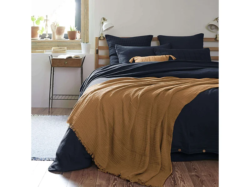 Plaid gaze de coton à franges marron 180x220 cm