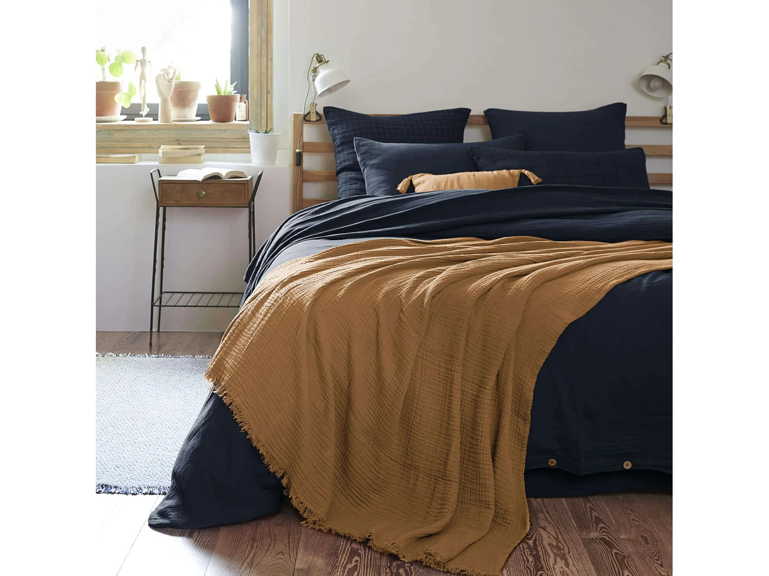 Plaid gaze de coton à franges marron 180x220 cm