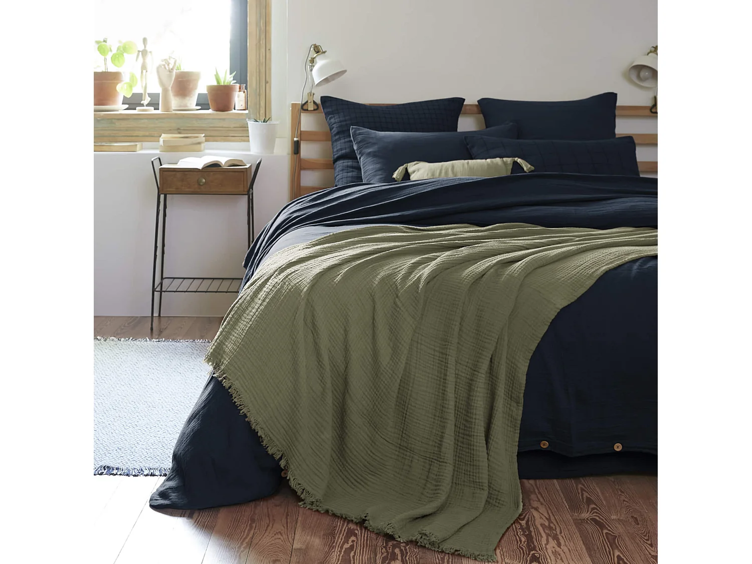 Plaid gaze de coton à franges kaki 130x160 cm