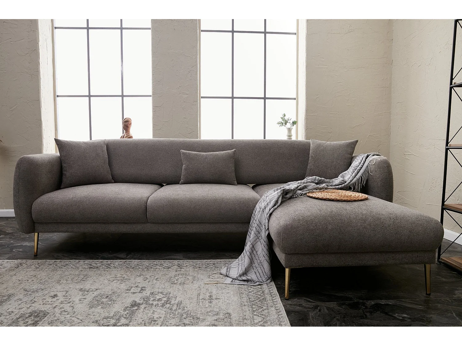 Canapé d'angle à droite convertible pied doré Juanita Tissu Gris