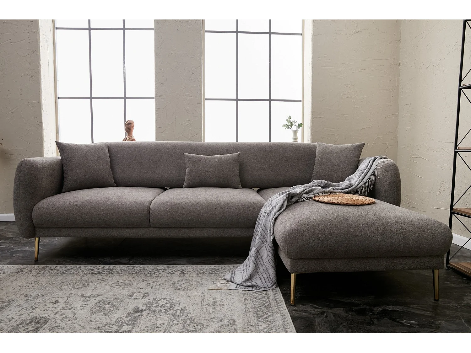 Canapé d'angle à droite convertible pied doré Juanita Tissu Gris