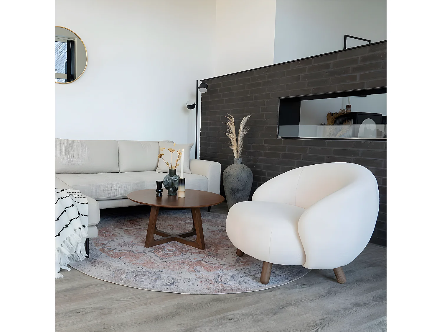 Hello Table basse en imitation noyer.