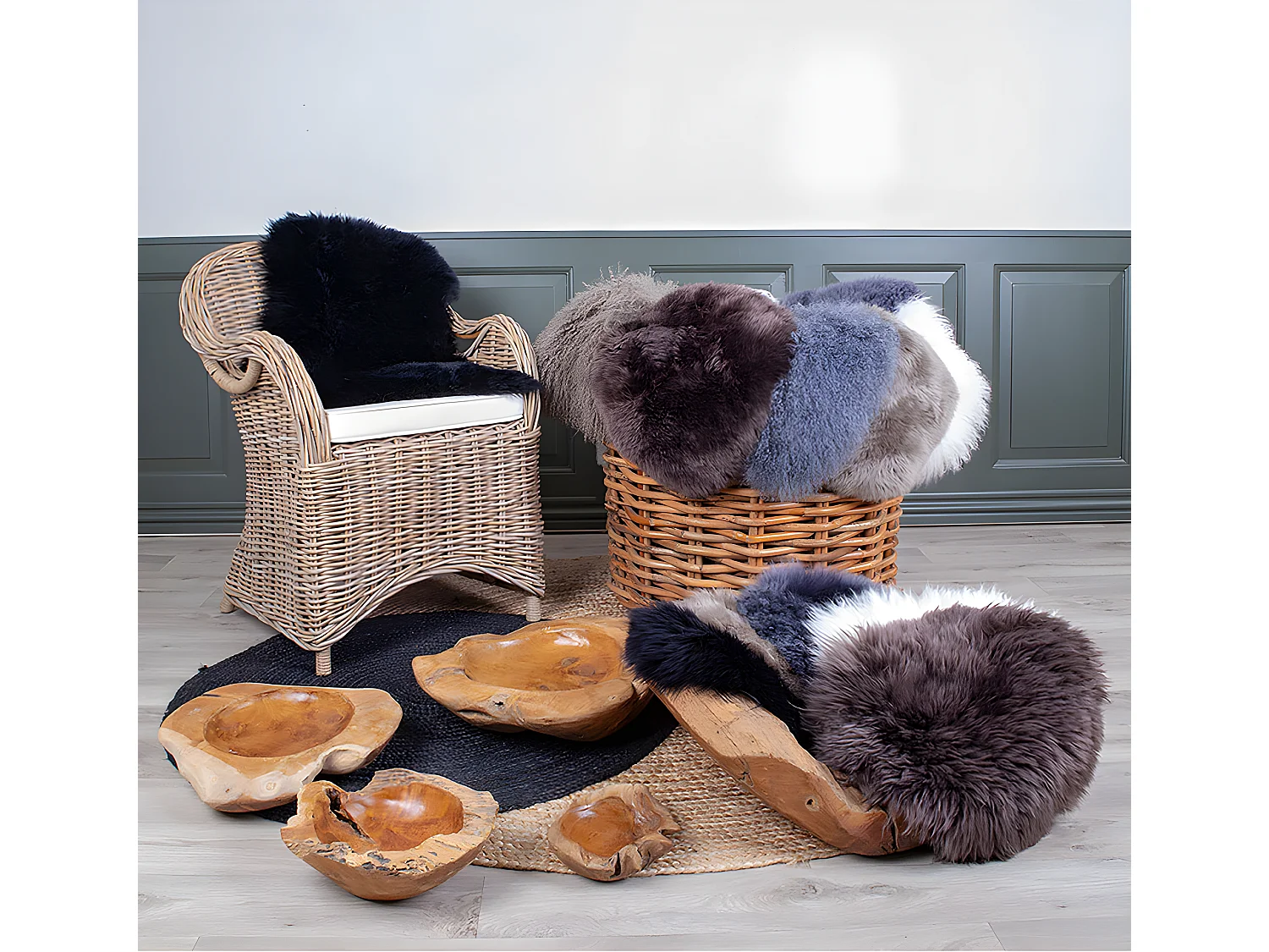 Lipo echt lamsvel, zwart.