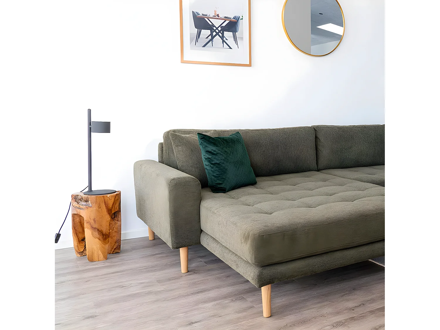 Rain hocker teakhout.