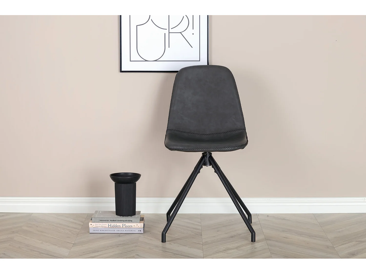 Polar eetkamerstoel PU kunstleer zwart.