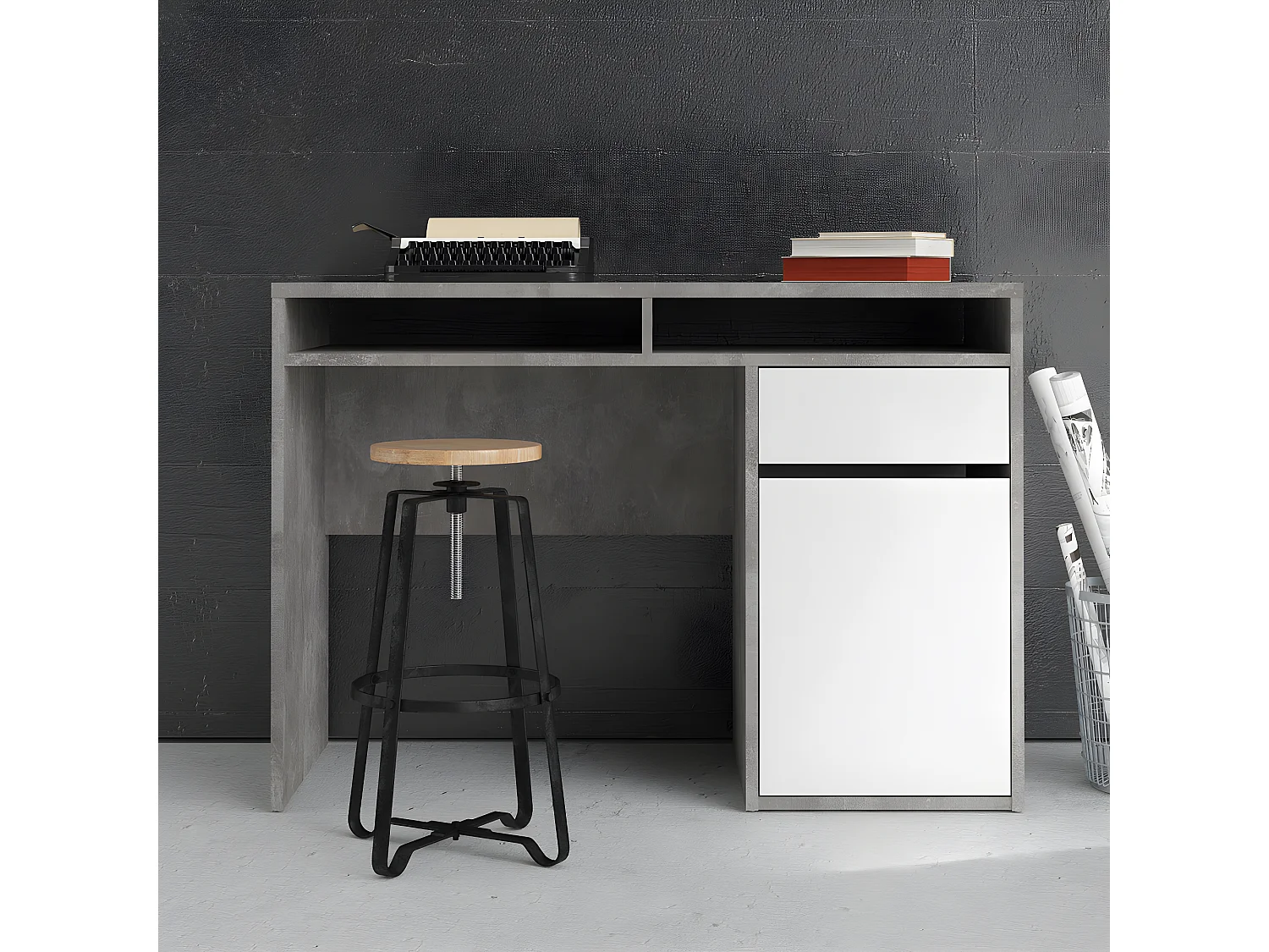 Plus Bureau avec 1 porte, 1 tiroir et 2 tablettes de rangement, finition béton/blanc brillant.