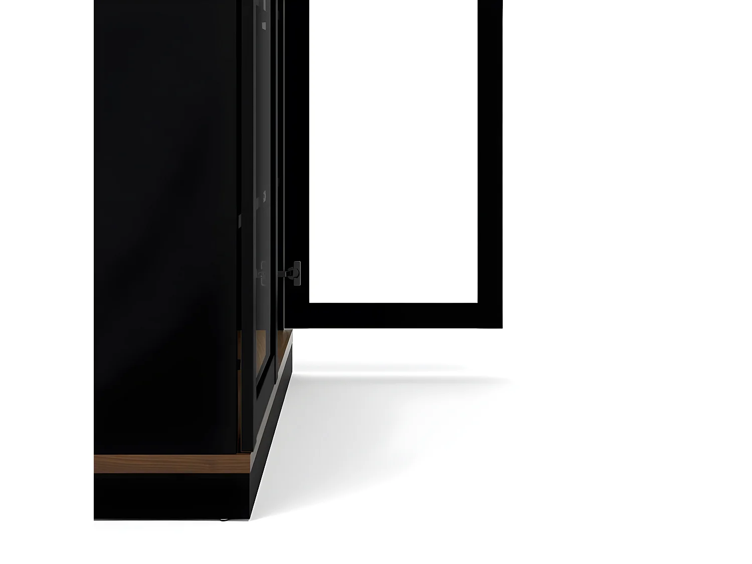 Rosa vitrinekast met sokkel zwart en walnoot.