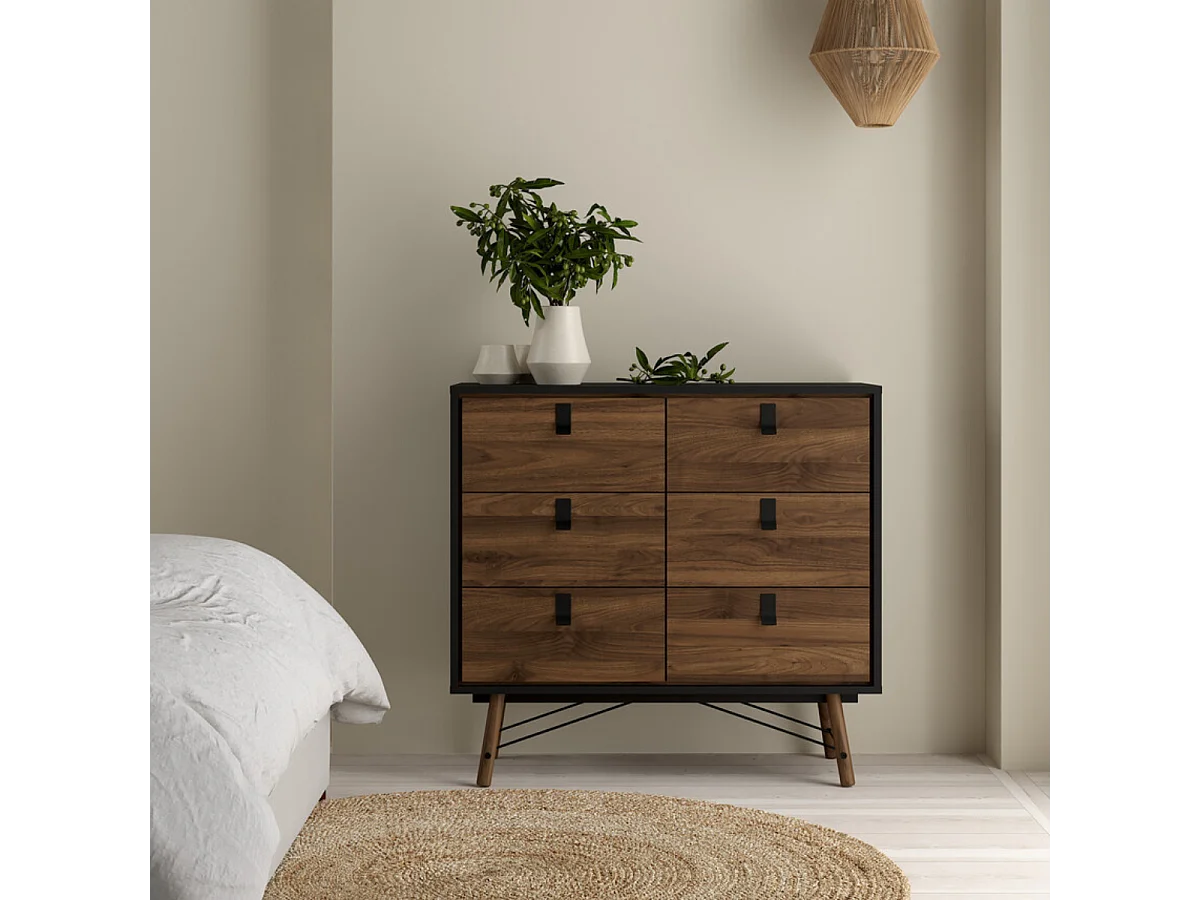 Rye Ladekast 6 laden matzwart, walnoot decor.